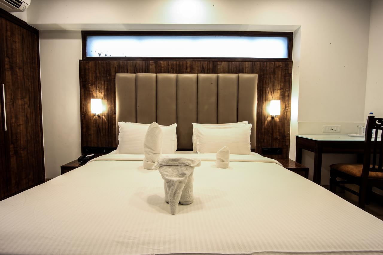 Golden Chariot The Boutique Hotel Mumbai Exterior foto